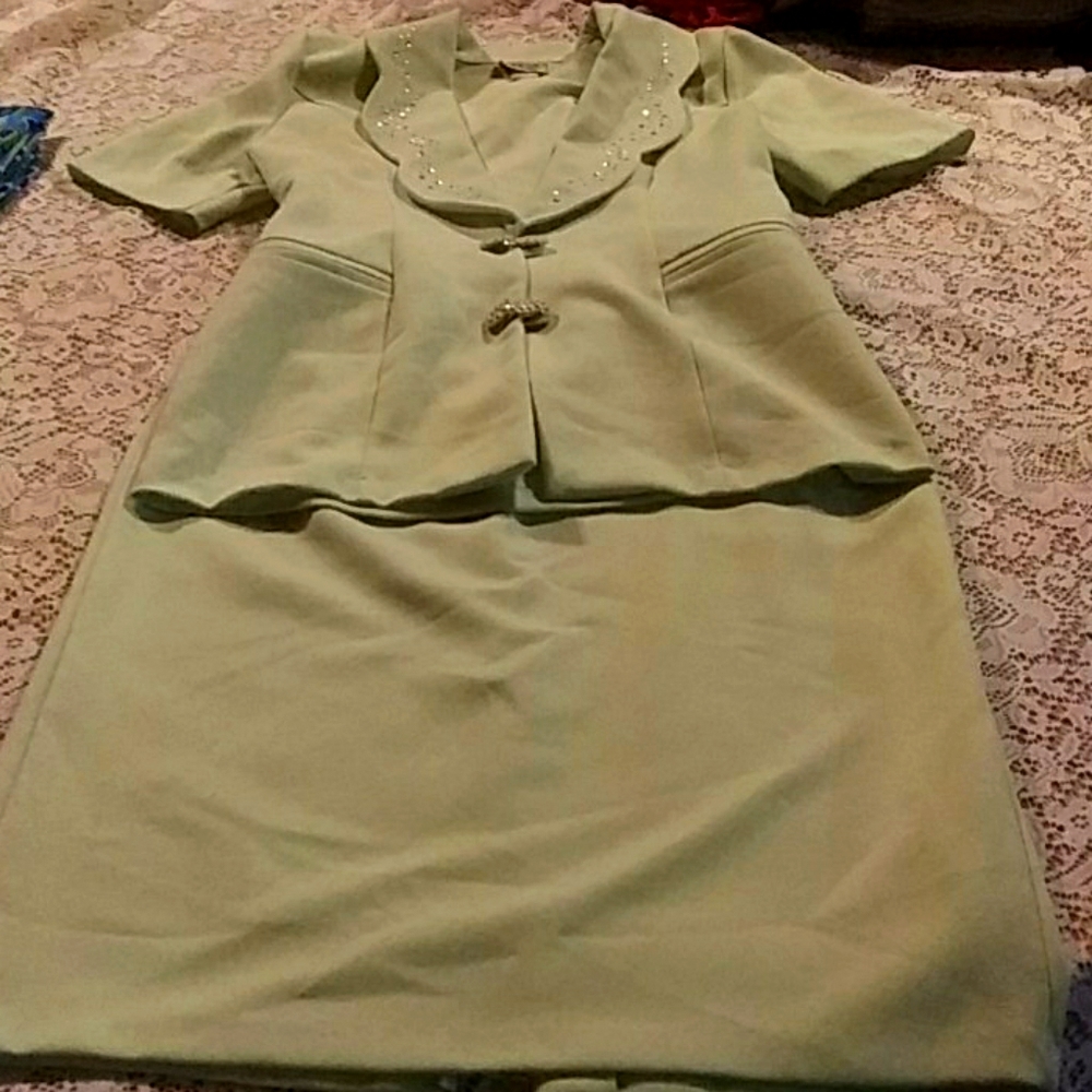 Im selling a 2piece